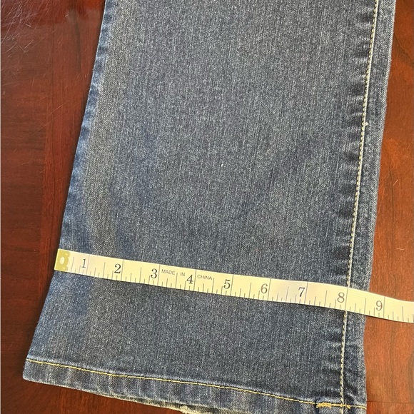 Woman’s blue jeans size 12 curvy modern boot lower rise S & Co. - Picture 10 of 10